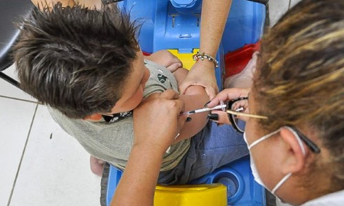 Pinheiral incentiva vacinação infantil contra Covid-19